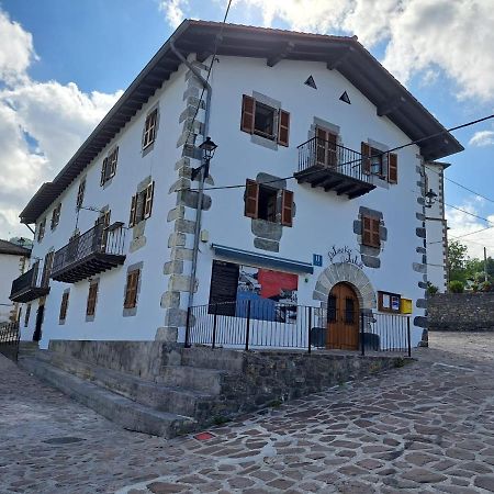 Posada De Oitz Oiz 외부 사진