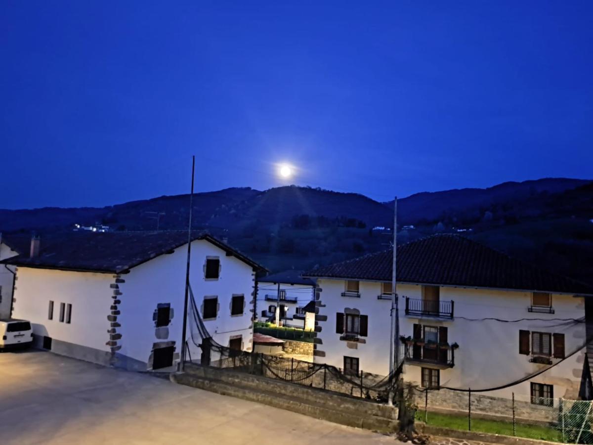 Posada De Oitz Oiz 외부 사진